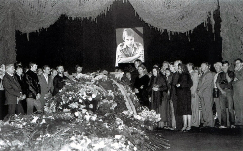 37 years ago, the farewell to Vysotsky took place 37 years ago, the farewell to Vysotsky took place