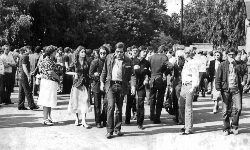 37 years ago, the farewell to Vysotsky took place 37 years ago, the farewell to Vysotsky took place