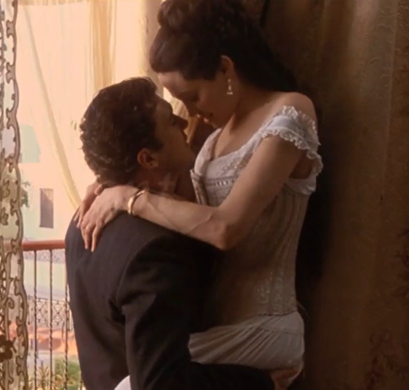 4 actrices de Hollywood que protagonizaron escenas explícitas 4 actrices de Hollywood que protagonizaron escenas explícitas