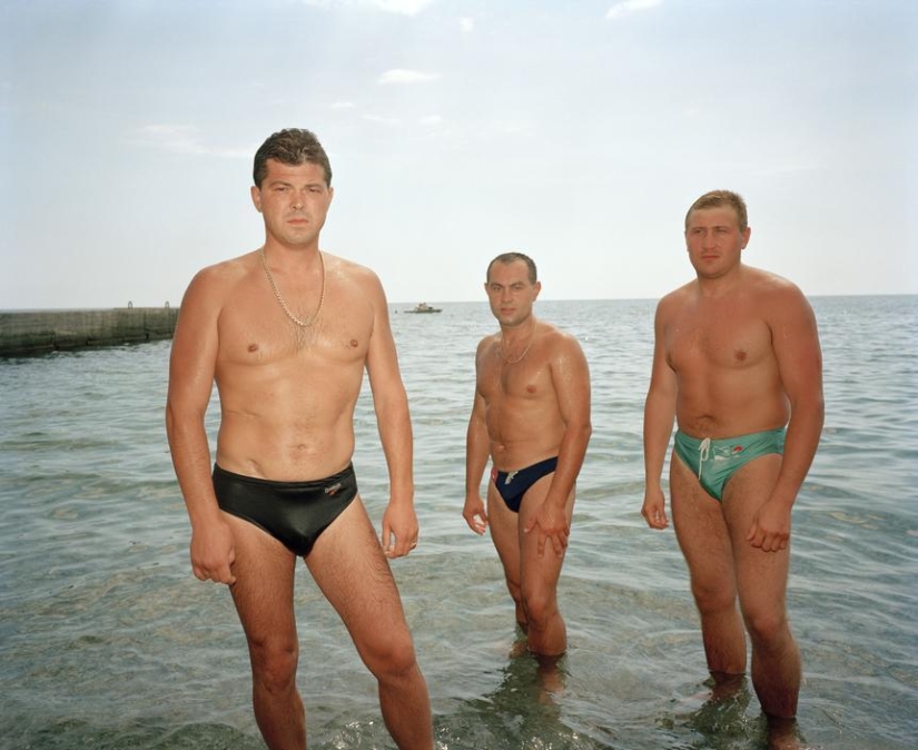 40 nostalgic frames - Yalta in the 90s through the lens of a British photographer