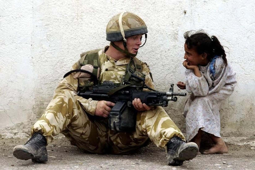 41 examples of preserving humanity in the face of danger