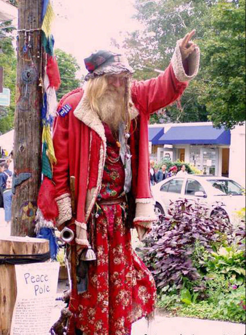 5 alternative Santa Clauses (or Father Frosts) 5 alternative Santa Clauses (or Father Frosts)