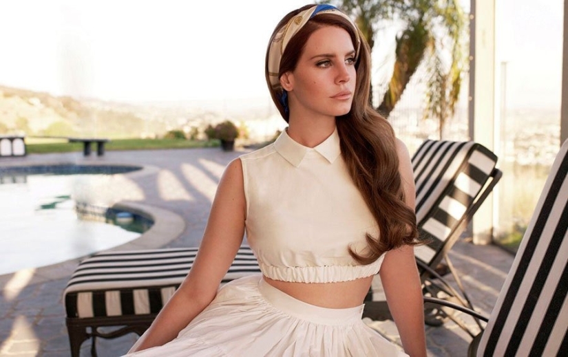 5 estrellas que buscaron la fama y 5 que lo tienen todo "en bandeja de plata"