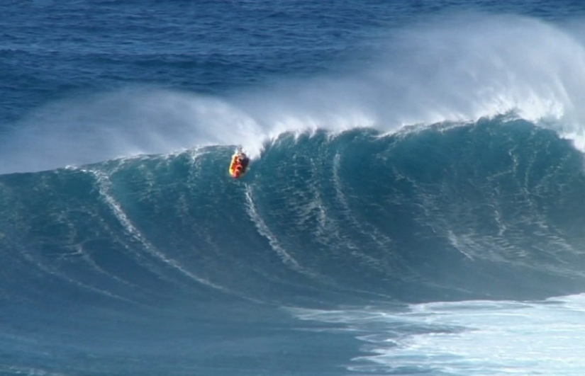 5 lugares de surf más famosos donde vienen las legendarias olas gigantes