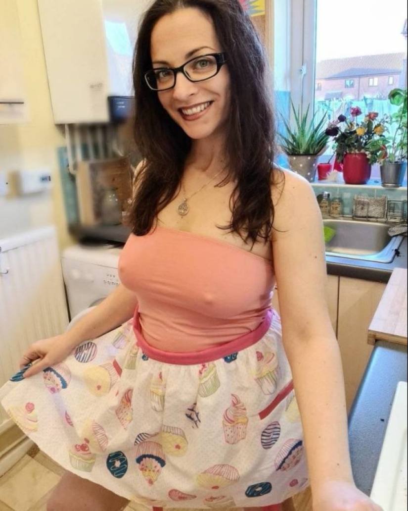 55 Hot Photos Of Braless Girls