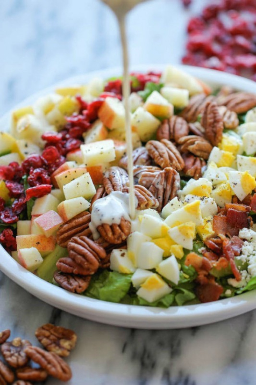7 bright and light salads for spring mood