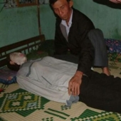 8 People Who Lived With Their Dead Relatives For Years 8 People Who Lived With Their Dead Relatives For Years