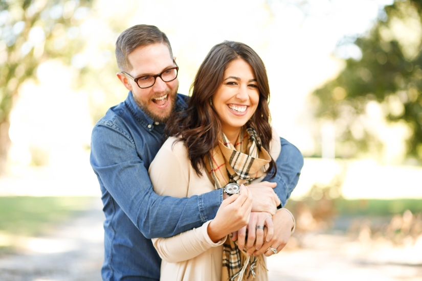 8 ways introverts show their love differently to others