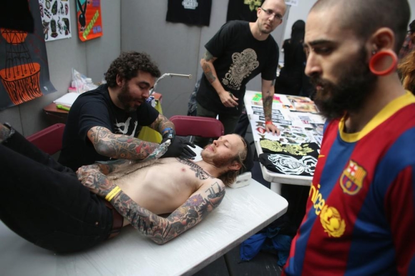 9th tattoo convention in London