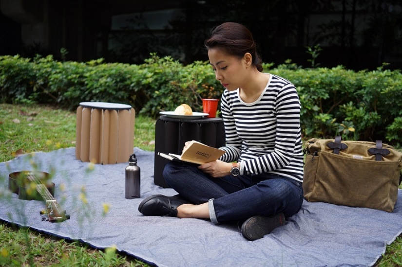 A book for those who always have nowhere to sit