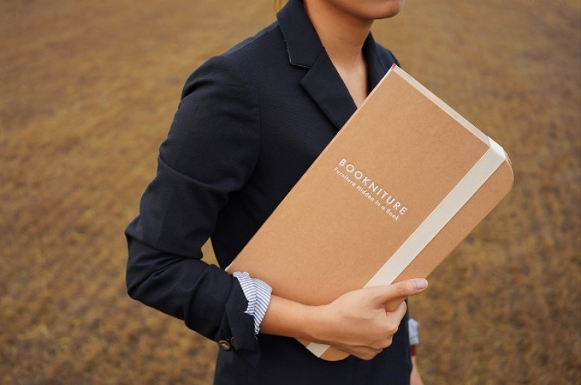 A book for those who always have nowhere to sit