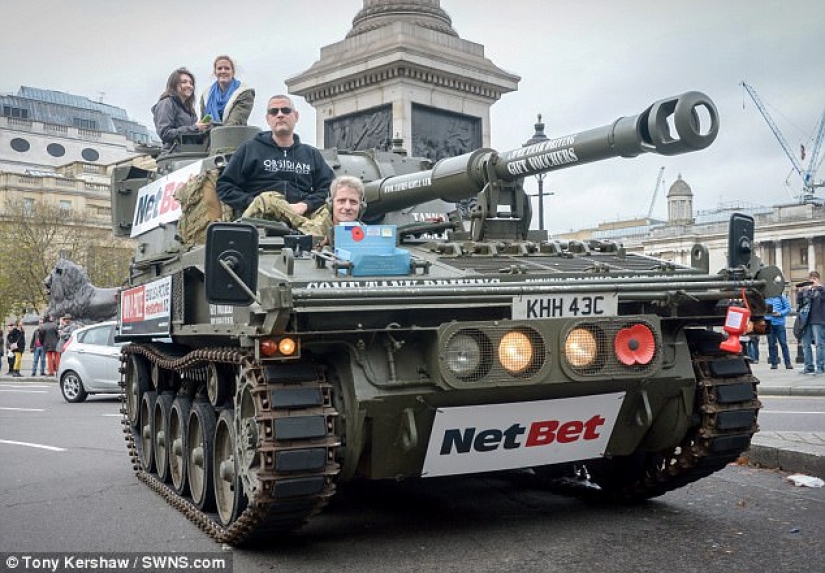 A British collector bought a Soviet tank and found gold bars in it