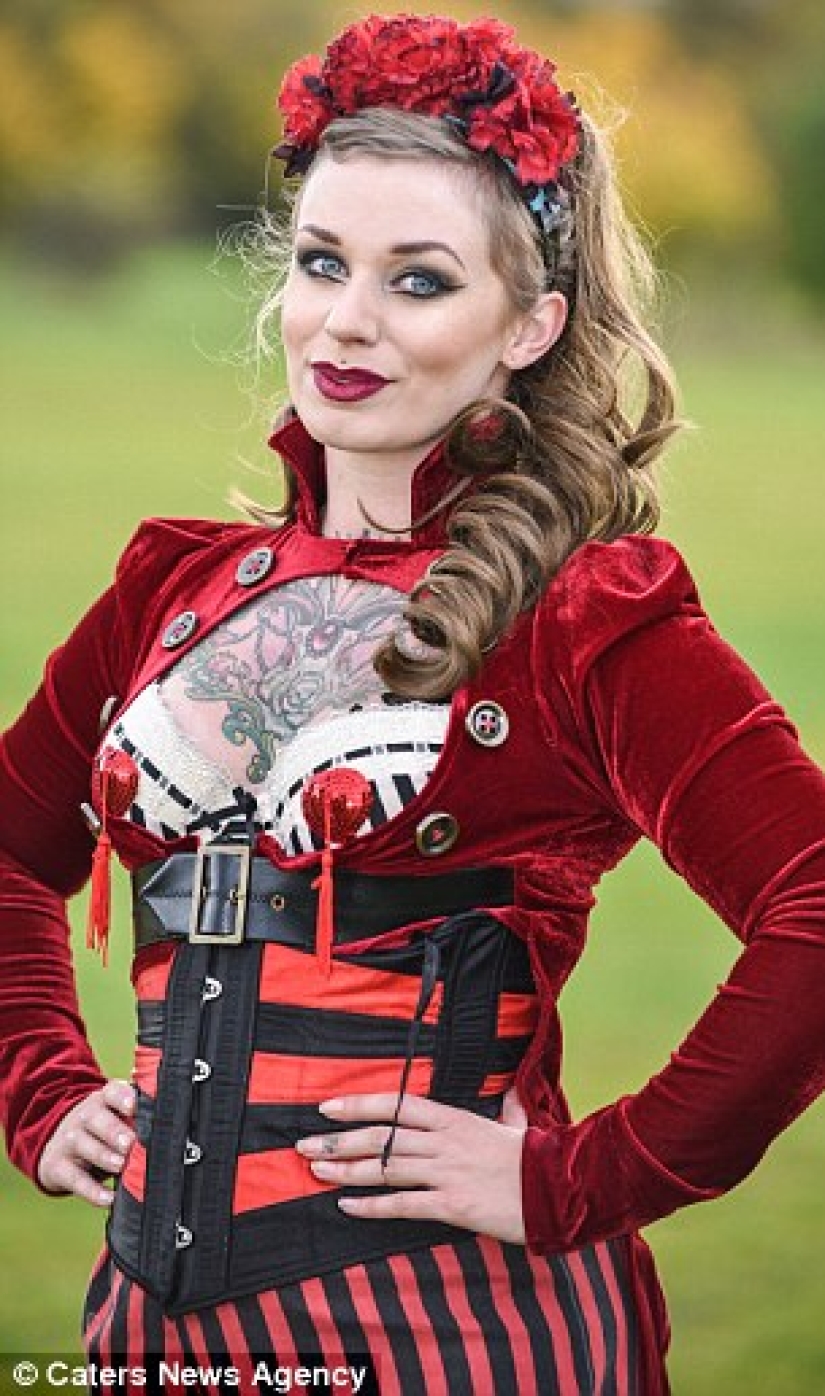 A British woman dropped out of university for a circus performance where she drives nails into her father's nose A British woman dropped out of university for a circus performance where she drives nails into her father's nose