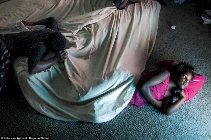 A Broken America: A war photographer captures poverty, racism and violence in his native country