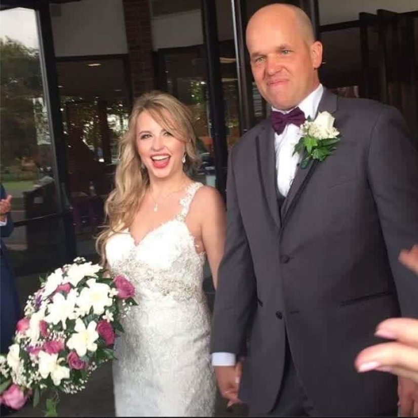 A Canadian donated a liver to a strange girl, and then married her A Canadian donated a liver to a strange girl, and then married her