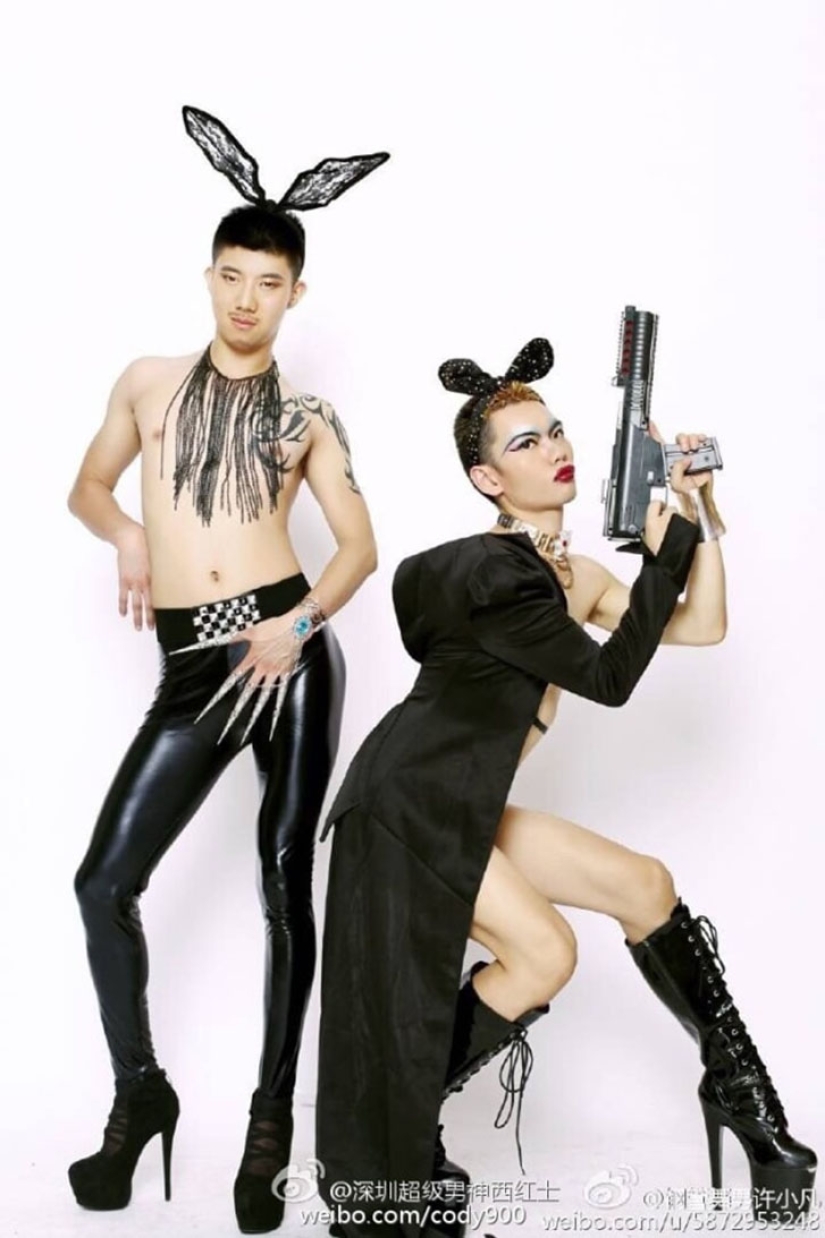 A Chinese transvestite who can't just go to the store