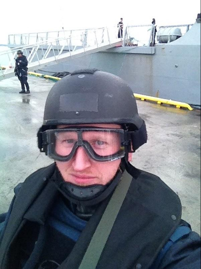 A collection of photos of soldiers from different countries has become a real hit on social networks A collection of photos of soldiers from different countries has become a real hit on social networks