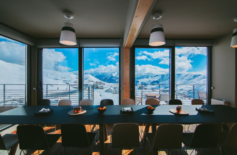 A crate can be comfortable: a hotel made of cargo containers has opened in Georgia