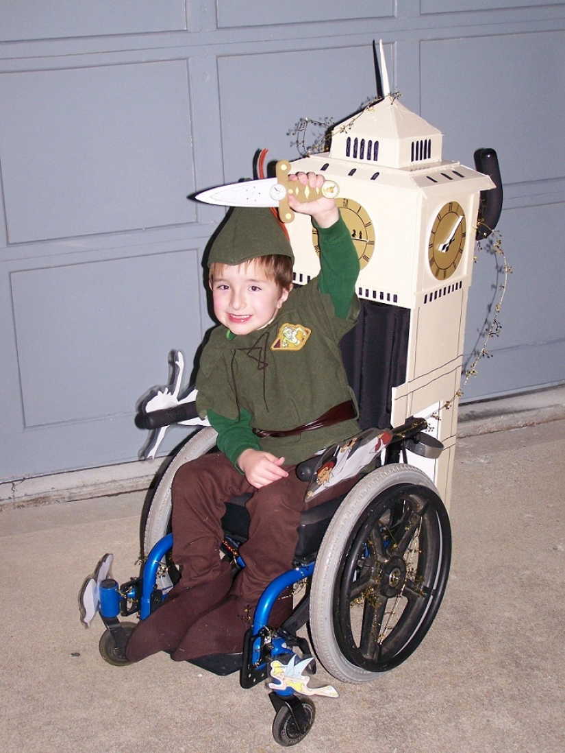 A father creates costumes for his son&#39;s wheelchair
