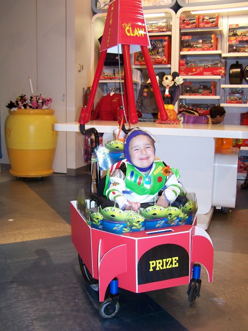 A father creates costumes for his son&#39;s wheelchair