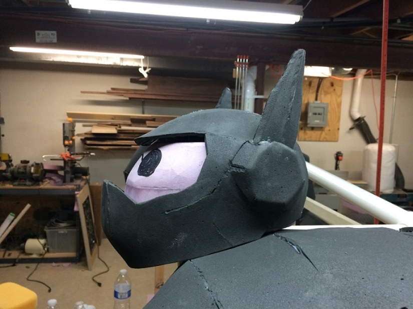 A father creates costumes for his son&#39;s wheelchair