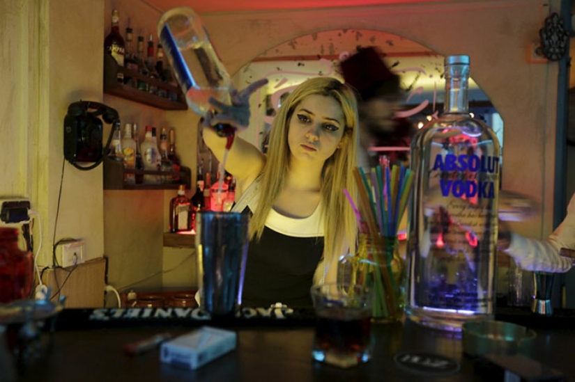 A feast during the war: the nightlife of Damascus