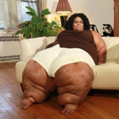 A girl with huge legs also dreams of a beautiful wedding