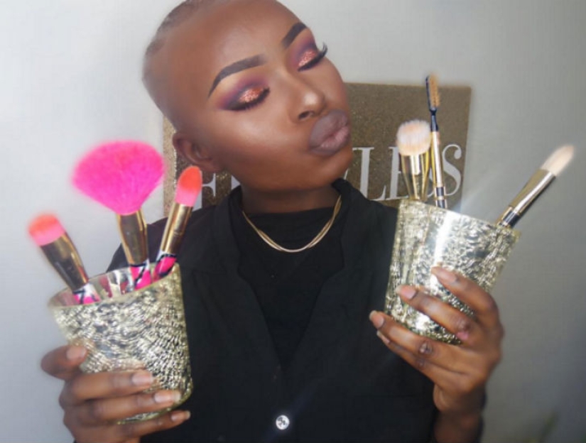 A girl with severe facial burns demonstrates the power of makeup A girl with severe facial burns demonstrates the power of makeup