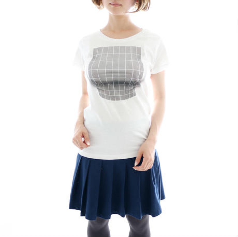A T-shirt with an optical illusion creates breasts out of nothing