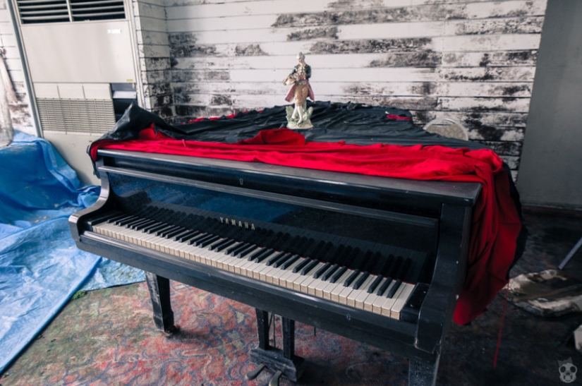 Abandoned hotel in Japan