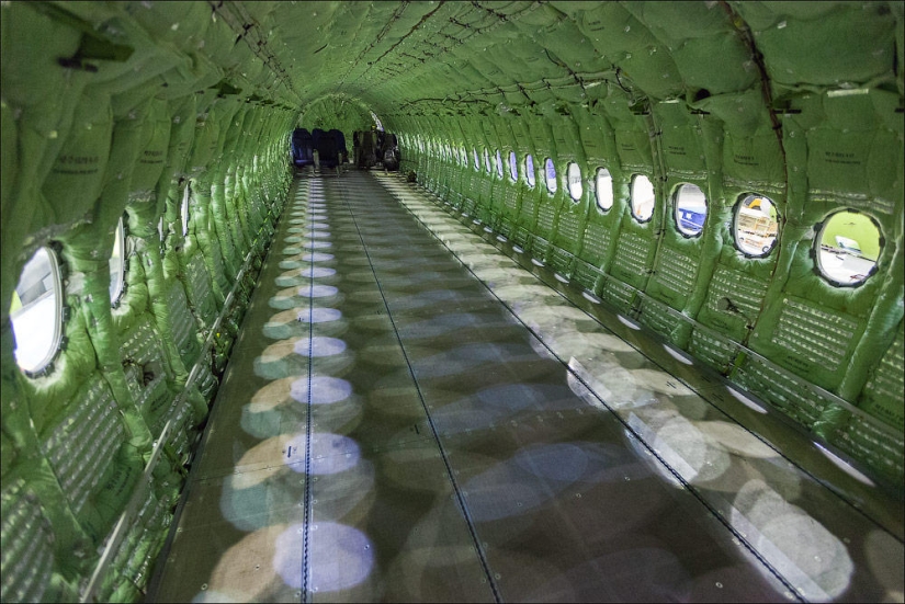 About the life of the Superjet