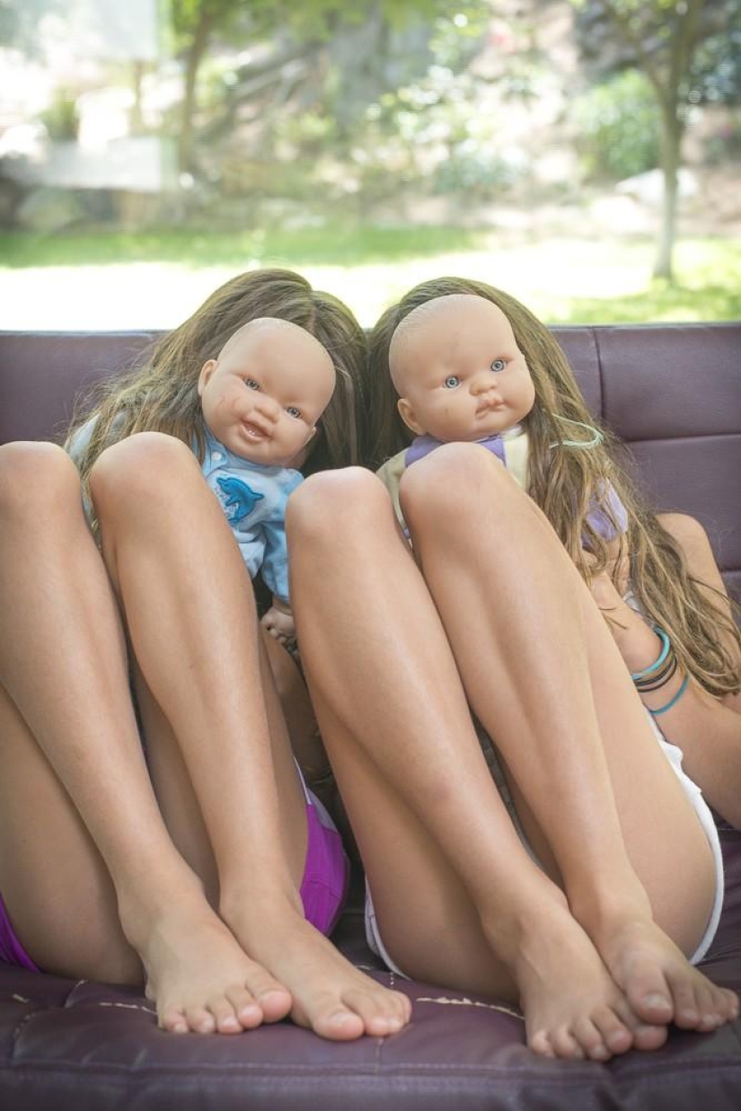 About twins and faces