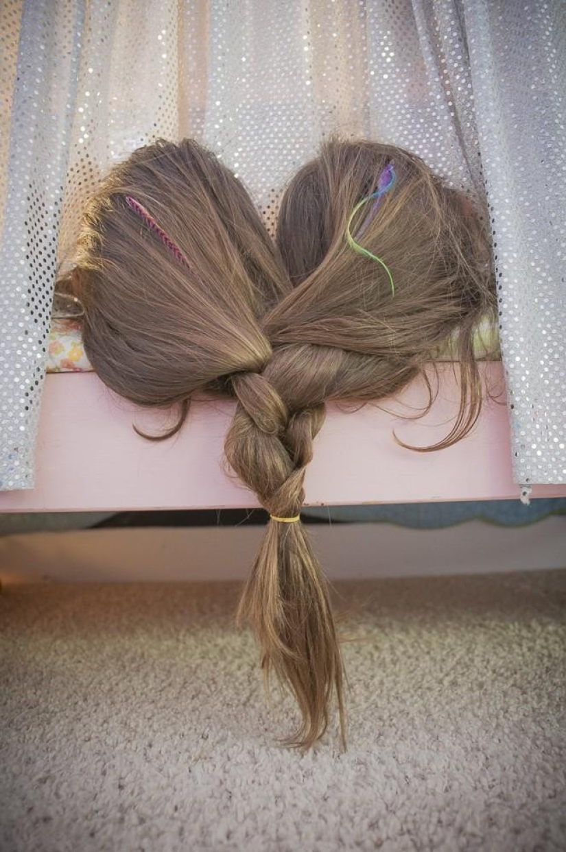 About twins and faces