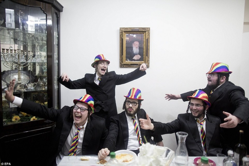 Absoluto Mazl tov: Cómo los judíos en Jerusalén celebraron Purim