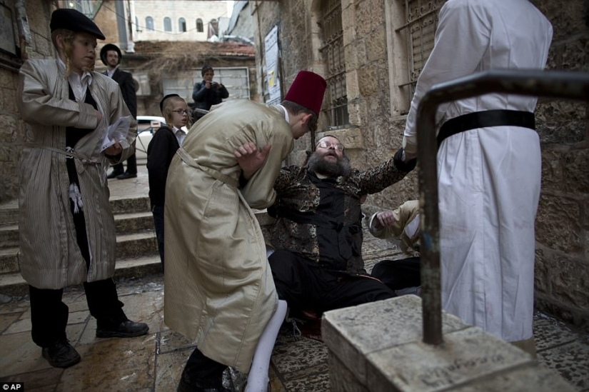 Absoluto Mazl tov: Cómo los judíos en Jerusalén celebraron Purim