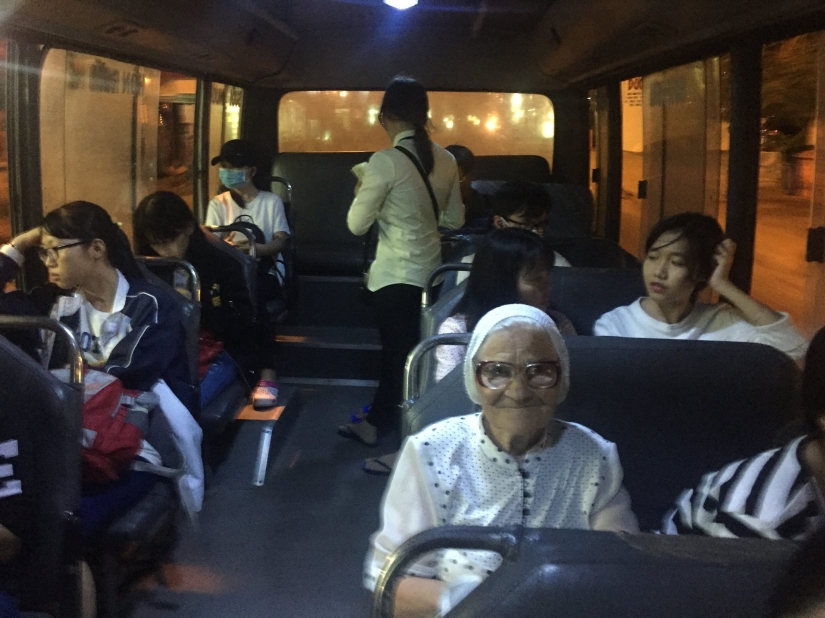 abuela de 89 años de Krasnoyarsk demuestra que nunca es demasiado tarde para comenzar a explorar el mundo