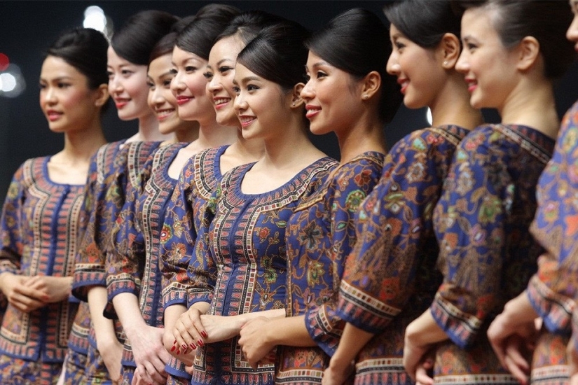 Aerolíneas con las azafatas más hermosas Aerolíneas con las azafatas más hermosas