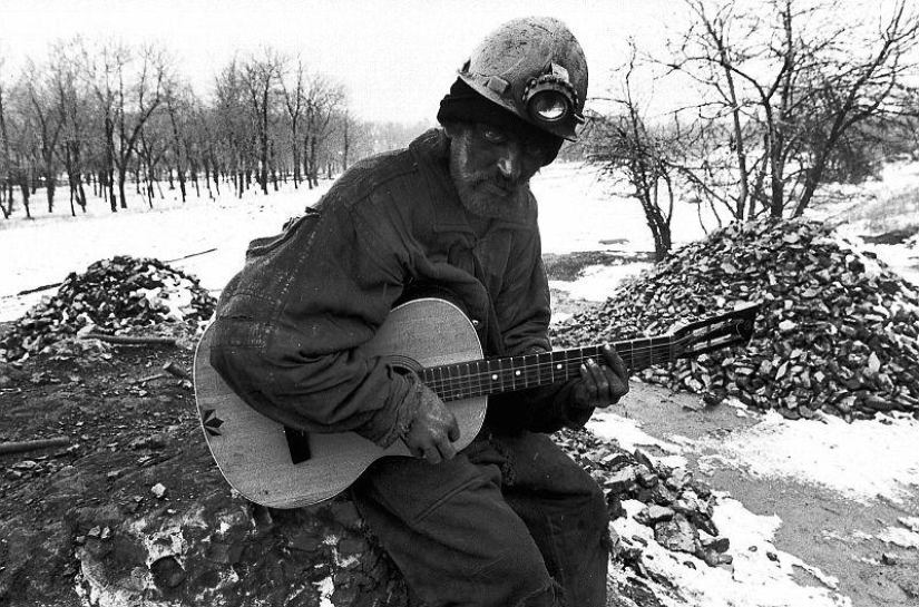 Alexander Chekmenev - &quot;Donbass&quot;: The real life of miners