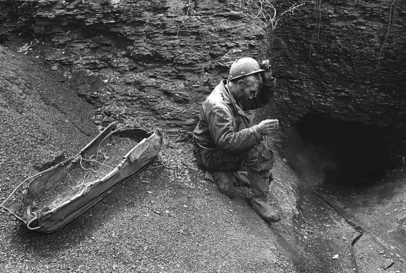 Alexander Chekmenev - &quot;Donbass&quot;: The real life of miners