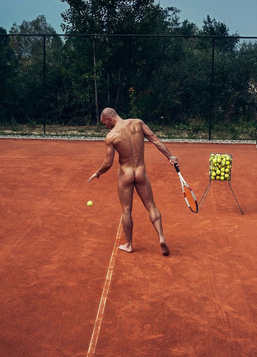 All the beauty of the human body in the charity calendar - 2016