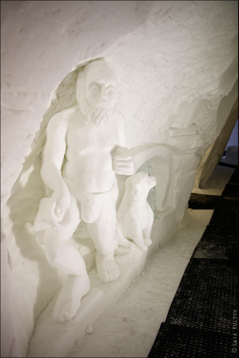 Alpes "a excepción de los esquís": cuevas de grutas de nieve Alpes "a excepción de los esquís": cuevas de grutas de nieve