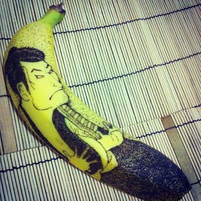 Amazing drawings on bananas