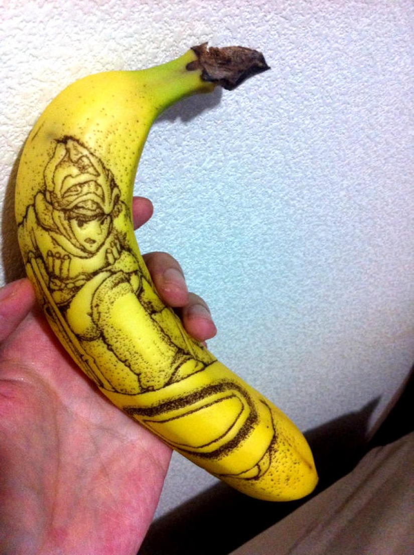 Amazing drawings on bananas