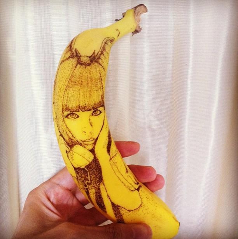 Amazing drawings on bananas