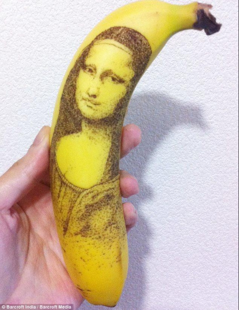 Amazing drawings on bananas