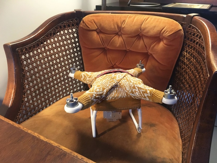 American woman sells $200 sweaters for drones to make them "more comfortable" American woman sells $200 sweaters for drones to make them "more comfortable"
