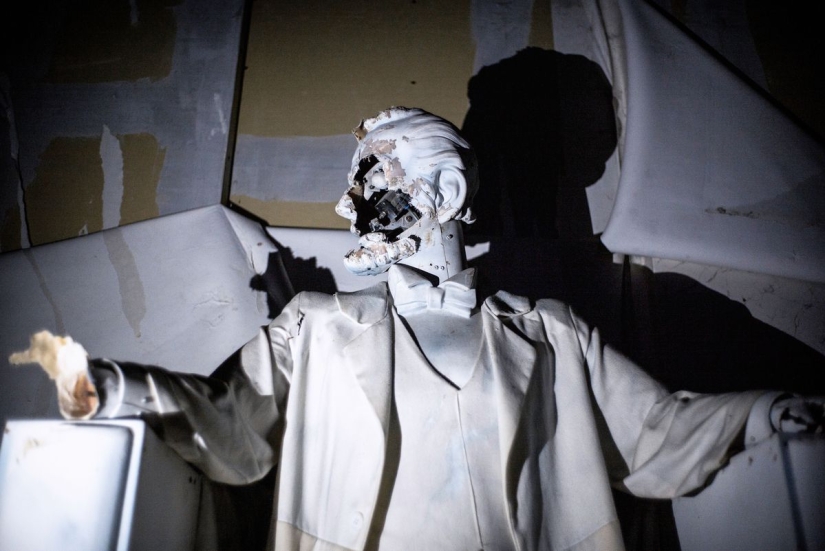 An abandoned amusement park in Japan is so similar to the "World of the Wild West" that it becomes uncomfortable An abandoned amusement park in Japan is so similar to the "World of the Wild West" that it becomes uncomfortable