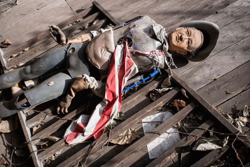 An abandoned amusement park in Japan is so similar to the "World of the Wild West" that it becomes uncomfortable An abandoned amusement park in Japan is so similar to the "World of the Wild West" that it becomes uncomfortable