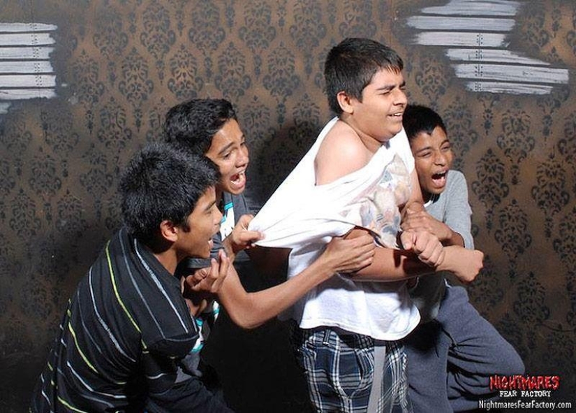 And again the frightened faces of the visitors of the room of horrors