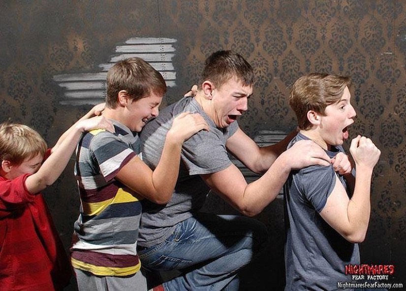 And again the frightened faces of the visitors of the room of horrors